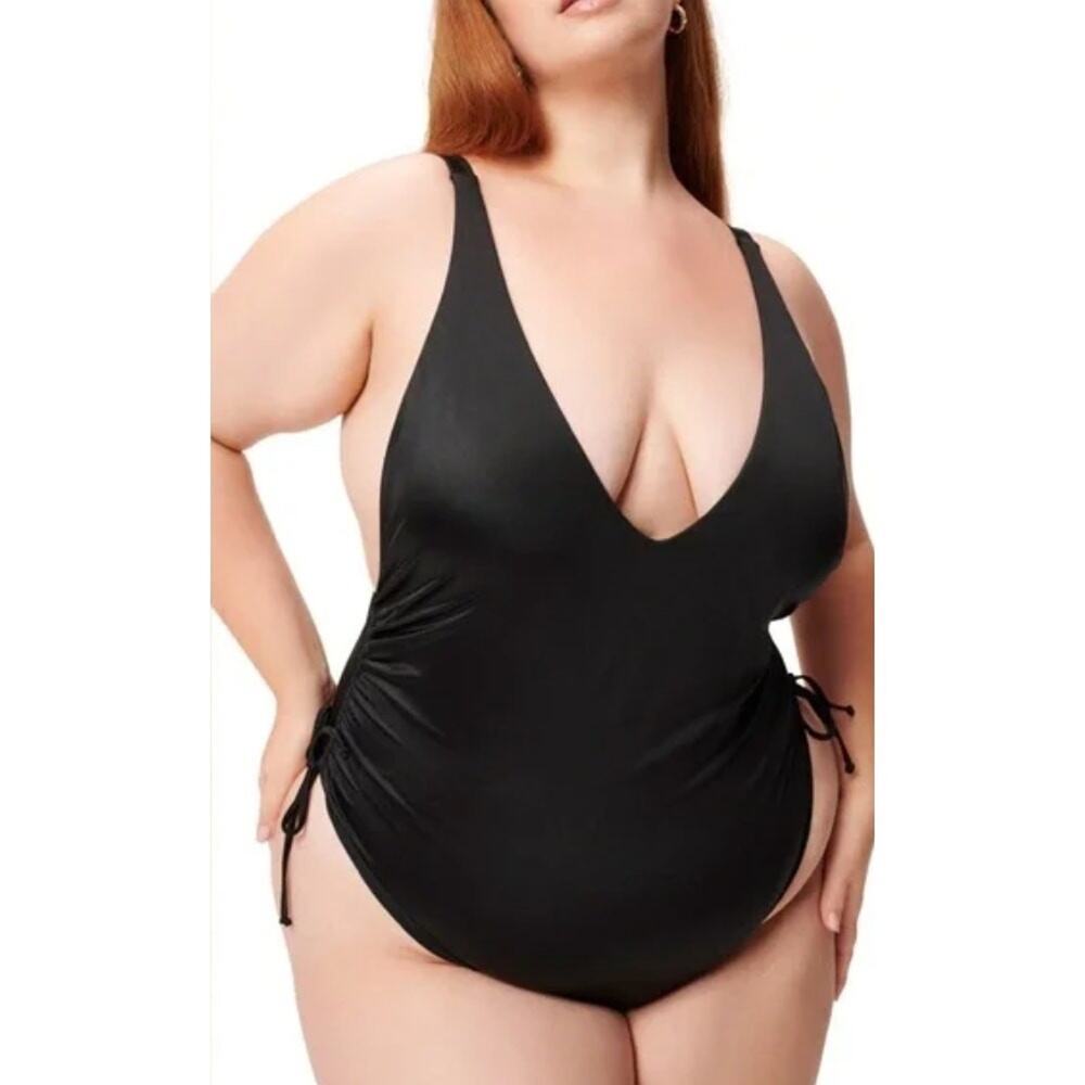 Good American Cinch Side One Piece Swimsuit Black Size 7 4XL V Neck Sexy Beach